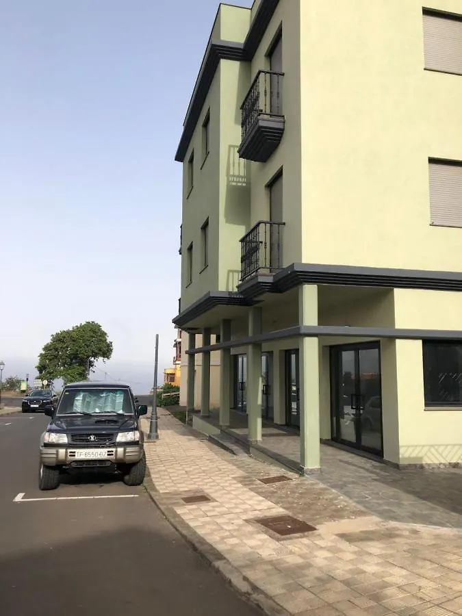 Apartamento Luján 5E y 7G entre senderos y playas, laurisilva y plataneras Puntallana