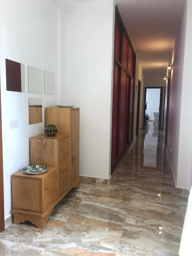 Apartamento Luján 5E y 7G entre senderos y playas, laurisilva y plataneras Puntallana
